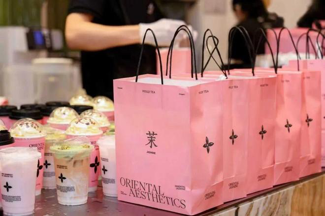 茉莉奶白跨界卖蛋糕-广告人干货库