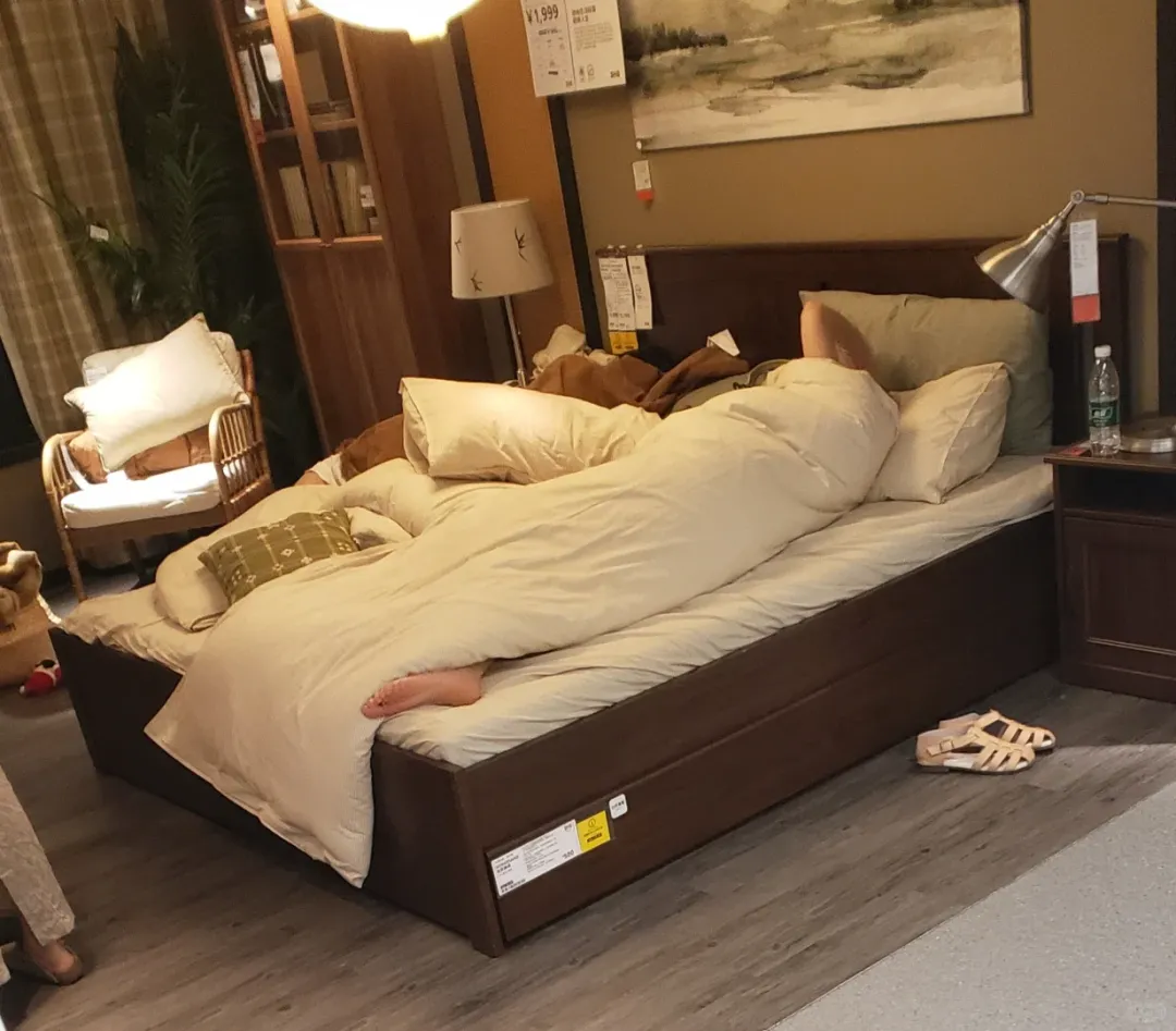 宜家中国大规模关店，是因为免费睡觉的人太多了吗？-广告人干货库