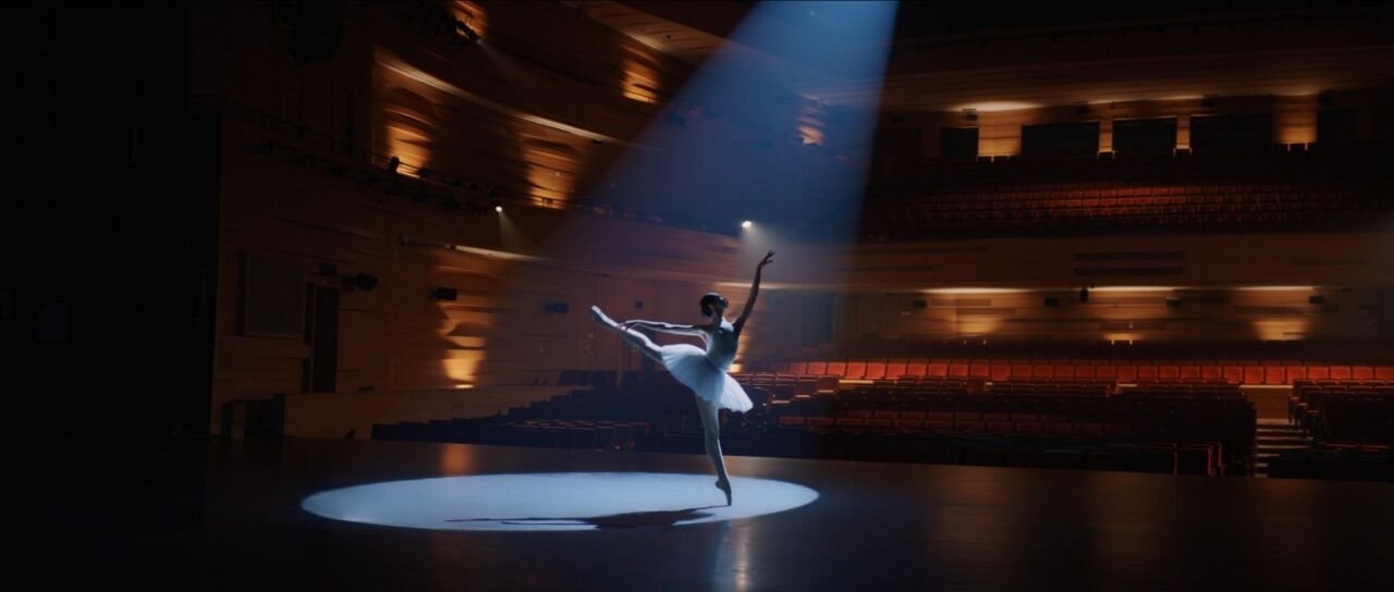 时隔10年，华为携手刘德华再发新歌-广告人干货库