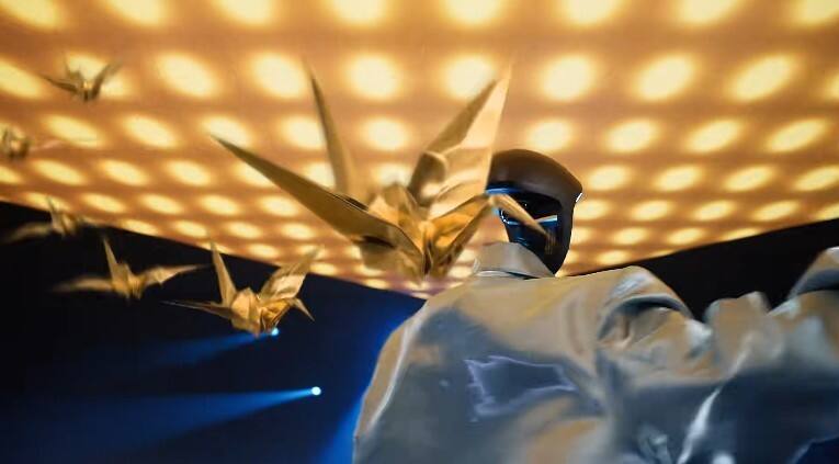 安慕希×宇树科技CP再合体，上演魔改版《好运来》-广告人干货库