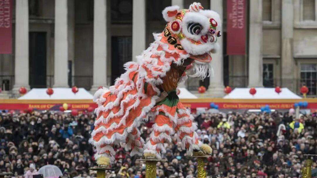 广告人干货库 金典春节档:请来了马斯克他妈妈-广告人干货库