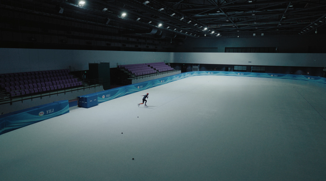 伊利超压迫感短片，有何不可-广告人干货库