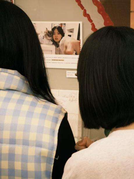 可颂在全家开展览，一些很新的「全家福」-广告人干货库