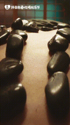 抖音新春吃喝玩乐节：一场大雨，竟把我淋成好运顶流-广告人干货库