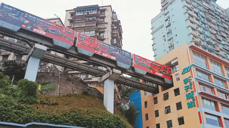 广告人干货库 乐高×F1:赛车开出赛车场-广告人干货库