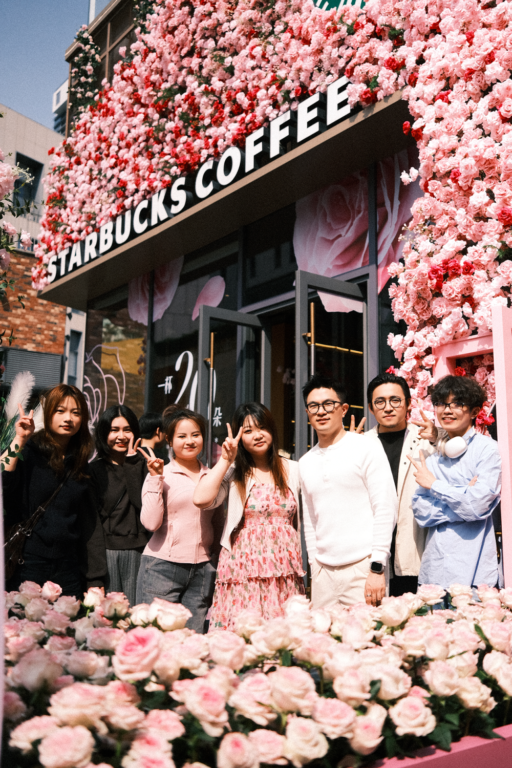 星巴克「玫瑰20」：花与花农，高定为你-广告人干货库