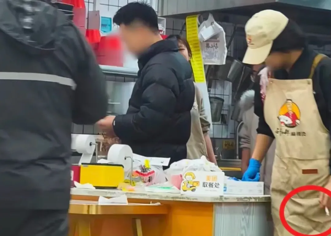 网红刘文祥刚翻车又作死！网友：再捅自己一刀？-广告人干货库