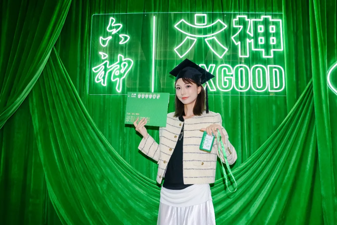 六神把发布会开成「蚊」学院，创意引领沉浸式公关解决方案-广告人干货库