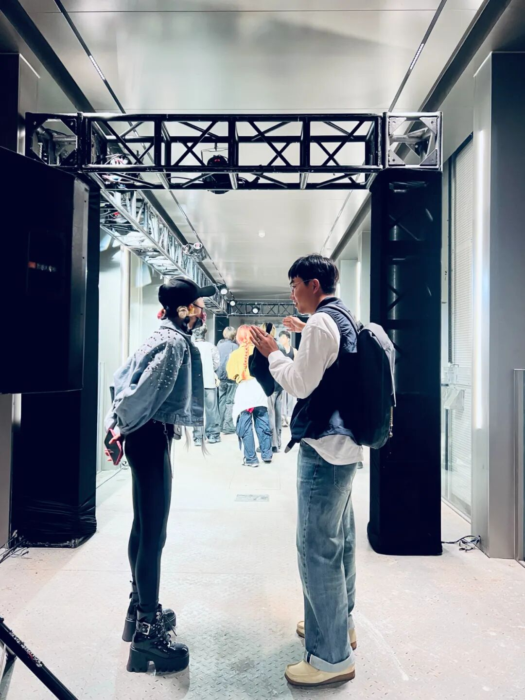 我们为《双城之战2》火上又浇了点热油-广告人干货库