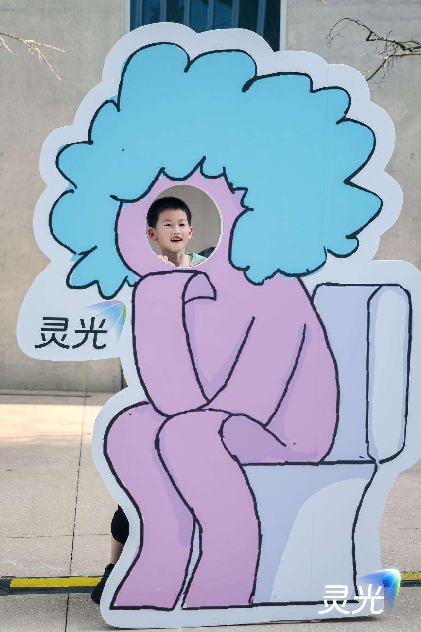 广告人干货库 灵光:这次,我们把爱因斯坦“摇来了”-广告人干货库