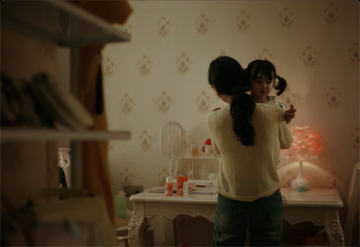广告人干货库 美团买药x美林母亲节:只有你,会这样记录。-广告人干货库