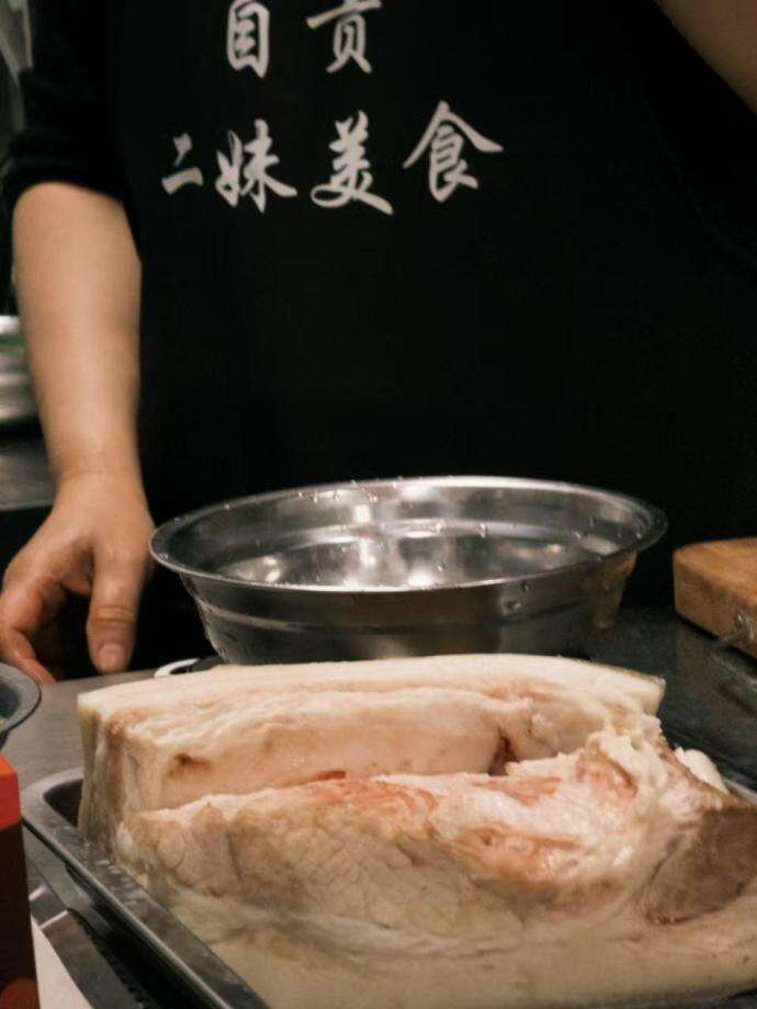 广告人干货库 抖音生服:有些店,一进去就会想到自己的妈妈-广告人干货库