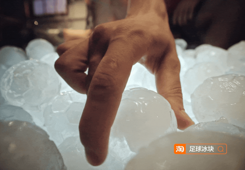 广告人干货库 淘宝世界杯: 谁说“足球宝贝”只在球场?-广告人干货库