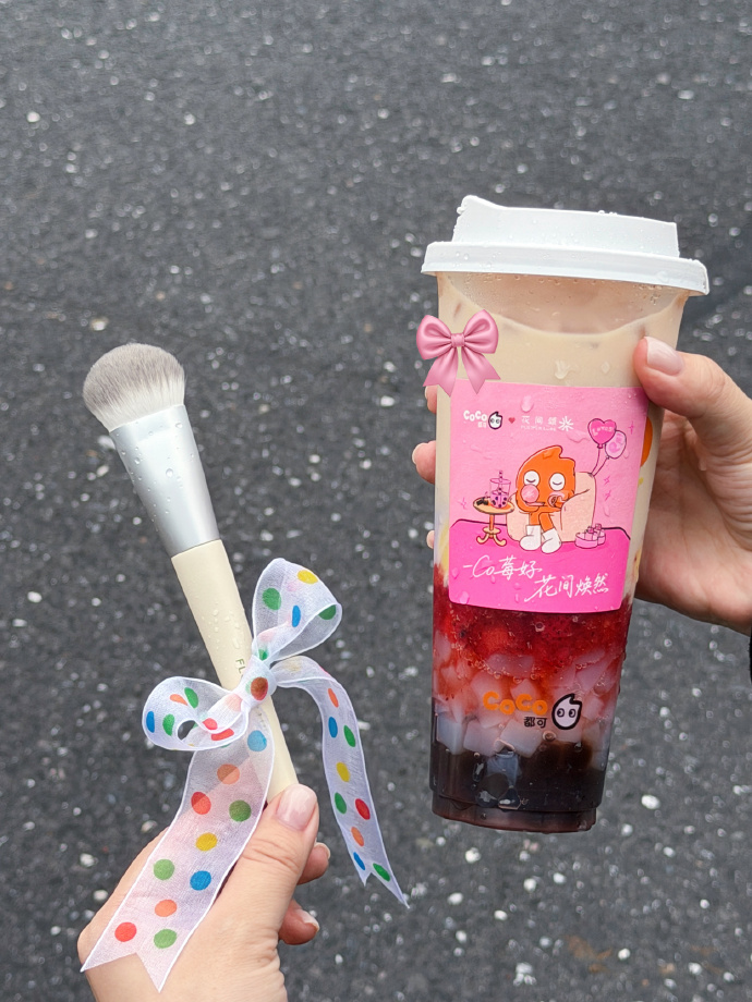 喝奶茶薅彩妆，CoCo 七夕把约会仪式感拉满-广告人干货库